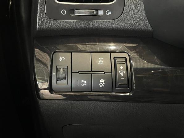 Kia Sorento II Рестайлинг с пробегом 2016 года, цена 2 099 000 рублей, 81237 км, внедорожник, Автокод Объявления