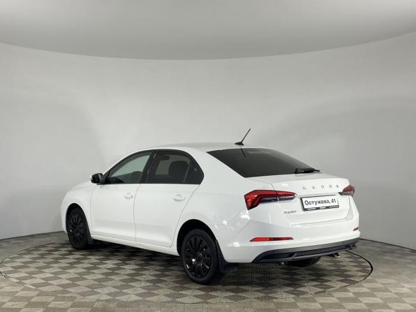 Skoda Rapid II с пробегом 2021 года, цена 1 520 000 рублей, 94292 км, лифтбек, Автокод Объявления