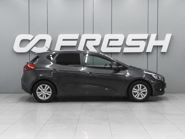 Kia Ceed II с пробегом 2015 года, цена 1 099 000 рублей, 140343 км, хэтчбек, Автокод Объявления