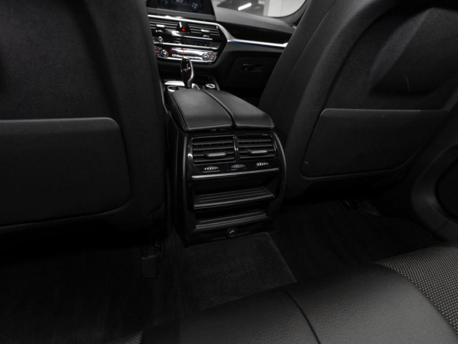 BMW 5 серии VII (G30/G31/G38) Москва  - изображение 13