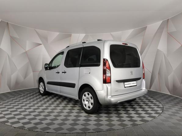 Peugeot Partner II Рестайлинг 2 с пробегом 2021 года, цена 1 369 000 рублей, 111029 км, компактвэн, Автокод Объявления