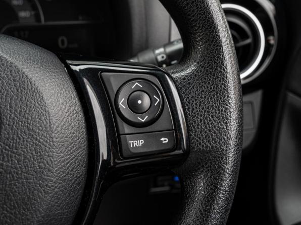 Toyota Vitz III (XP130) Рестайлинг 2 с пробегом 2019 года, цена 1 198 000 рублей, 86004 км, хэтчбек, Автокод Объявления