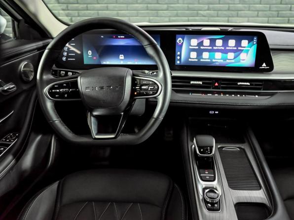 Chery Arrizo 8 с пробегом 2024 года, цена 2 300 000 рублей, 27821 км, седан, Автокод Объявления