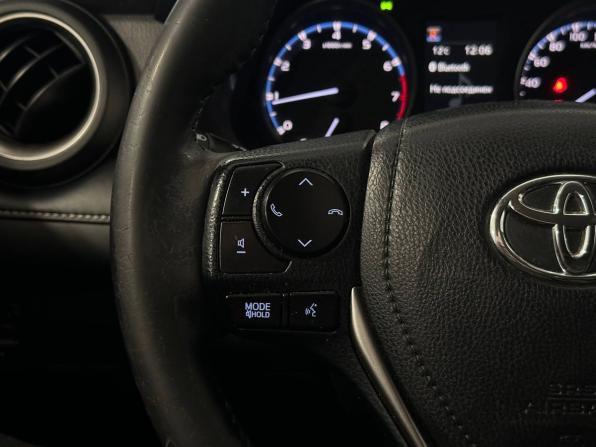 Toyota RAV4 IV (XA40) Рестайлинг с пробегом 2017 года, цена 2 177 000 рублей, 114011 км, внедорожник, Автокод Объявления