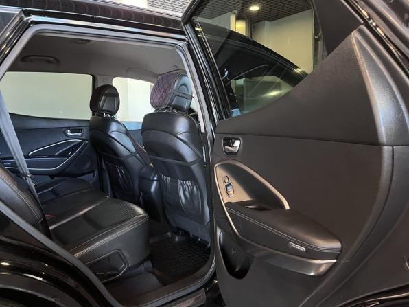 Hyundai Santa Fe III с пробегом 2012 года, цена 1 470 000 рублей, 275288 км, внедорожник, Автокод Объявления