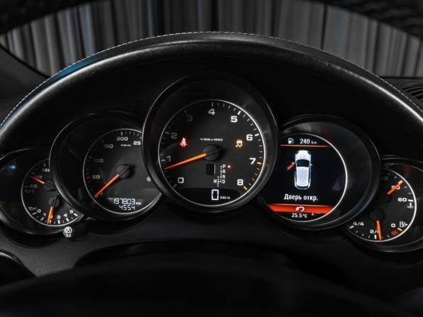 Porsche Cayenne II (958) с пробегом 2012 года, цена 2 300 000 рублей, 197803 км, внедорожник, Автокод Объявления