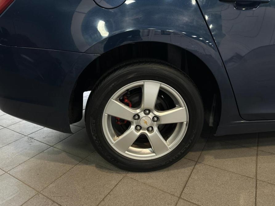 Chevrolet Cruze I Санкт-Петербург  - изображение 11