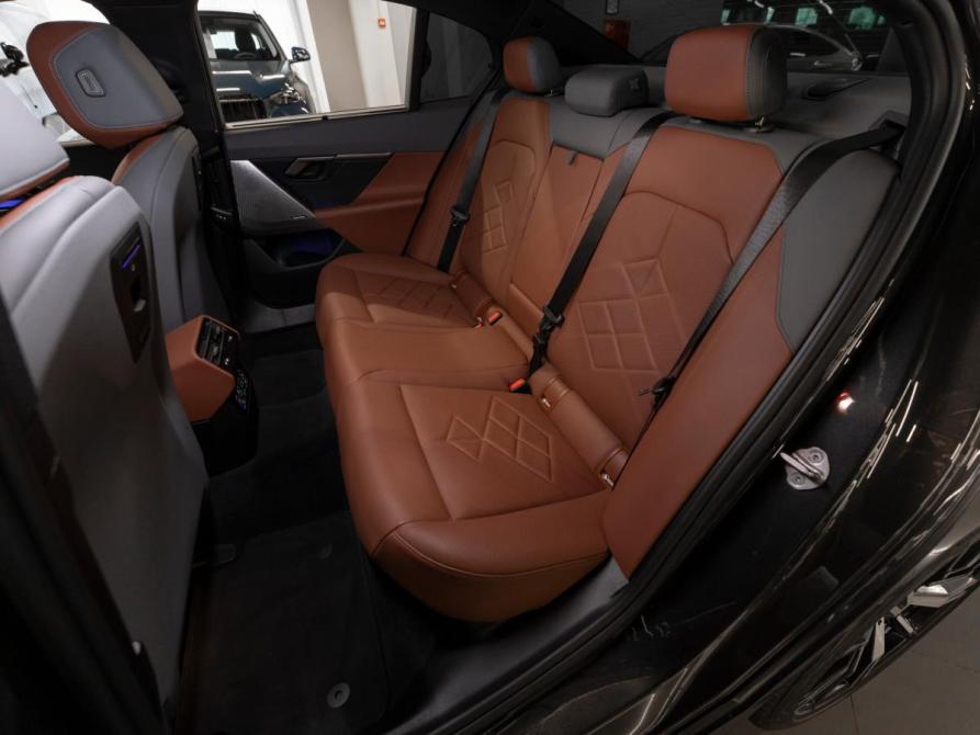 BMW 5 серии VIII (G60/G61/G68) Москва  - изображение 28