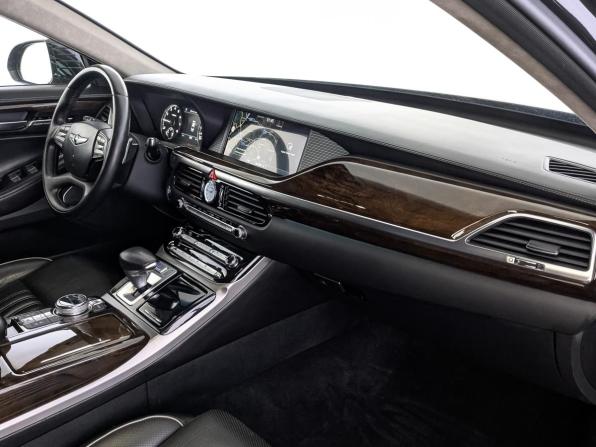 Genesis G90 I с пробегом 2018 года, цена 2 960 000 рублей, 101888 км, седан, Автокод Объявления