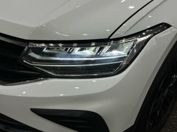 Volkswagen Tiguan II Рестайлинг с пробегом 2021 года, цена 3 035 000 рублей, 71700 км, внедорожник, Автокод Объявления