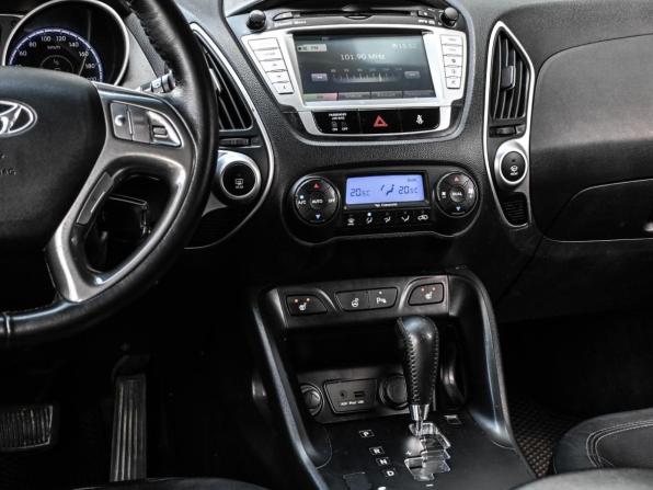 Hyundai ix35 I с пробегом 2012 года, цена 1 319 000 рублей, 215639 км, внедорожник, Автокод Объявления
