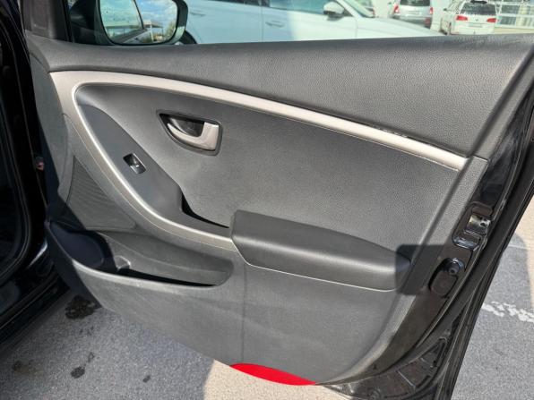 Hyundai i30 II с пробегом 2012 года, цена 886 000 рублей, 208269 км, хэтчбек, Автокод Объявления