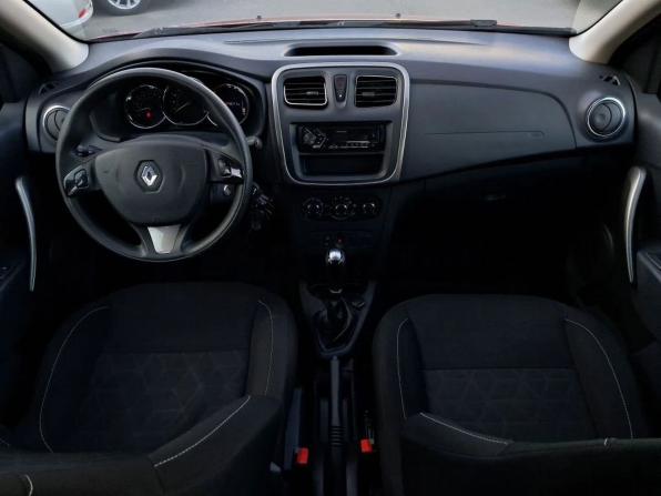 Renault Sandero II с пробегом 2015 года, цена 750 000 рублей, 124641 км, хэтчбек, Автокод Объявления