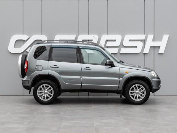 Chevrolet Niva I Рестайлинг с пробегом 2013 года, цена 560 000 рублей, 185784 км, внедорожник, Автокод Объявления