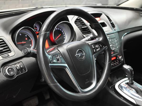 Opel Insignia I с пробегом 2011 года, цена 700 000 рублей, 184331 км, седан, Автокод Объявления