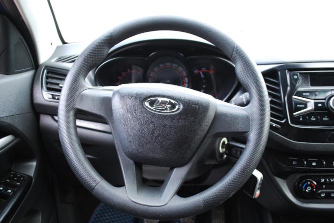 Lada (ВАЗ) Vesta I с пробегом 2017 года, цена 850 000 рублей, 75800 км, седан, Автокод Объявления