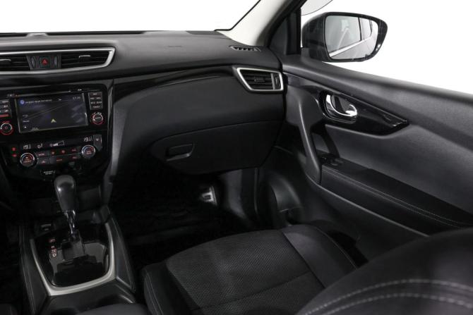 Nissan Qashqai II с пробегом 2017 года, цена 1 428 000 рублей, 115558 км, внедорожник, Автокод Объявления