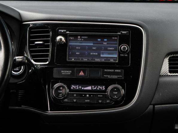 Mitsubishi Outlander III с пробегом 2013 года, цена 1 460 000 рублей, 183911 км, внедорожник, Автокод Объявления
