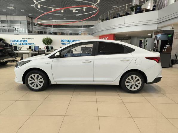 Hyundai Solaris II Рестайлинг с пробегом 2020 года, цена 1 180 000 рублей, 180369 км, седан, Автокод Объявления
