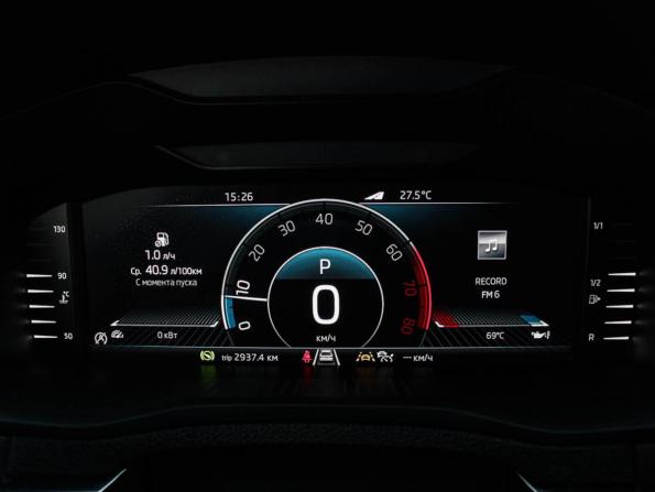 Skoda Karoq I с пробегом 2020 года, цена 2 370 000 рублей, 69838 км, внедорожник, Автокод Объявления