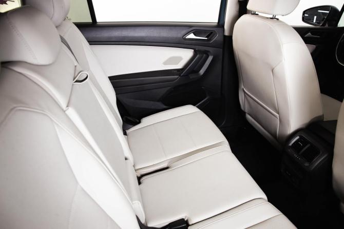 Volkswagen Tiguan II с пробегом 2019 года, цена 2 489 000 рублей, 81000 км, внедорожник, Автокод Объявления