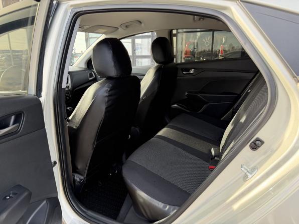 Hyundai Solaris II с пробегом 2019 года, цена 1 380 000 рублей, 62927 км, седан, Автокод Объявления