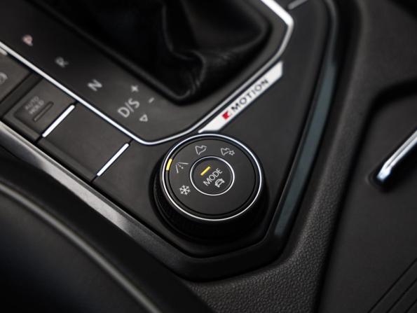 Volkswagen Tiguan II с пробегом 2019 года, цена 2 499 000 рублей, 186869 км, внедорожник, Автокод Объявления
