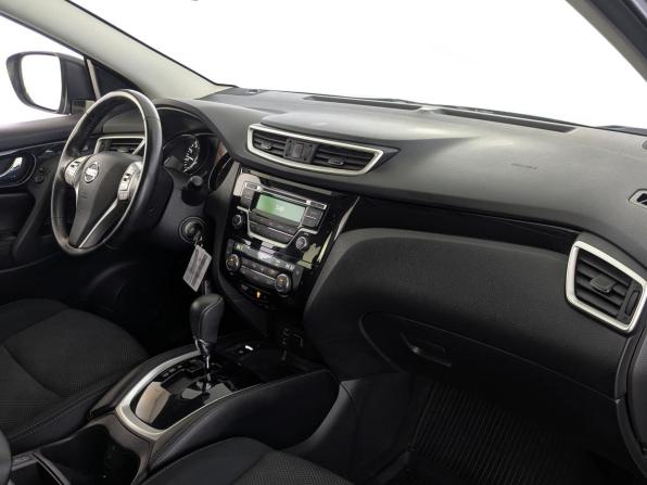 Nissan Qashqai II с пробегом 2018 года, цена 1 690 000 рублей, 125532 км, внедорожник, Автокод Объявления