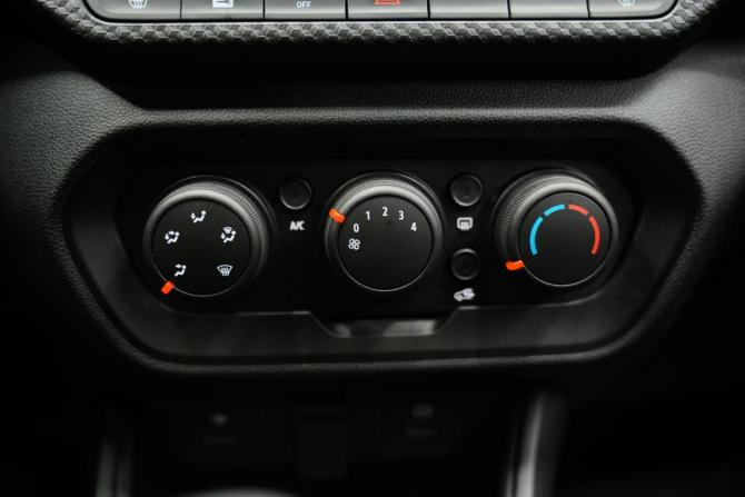 Lada (ВАЗ) Iskra с пробегом 2026 года, цена 1 440 000 рублей, 16500 км, седан, Автокод Объявления