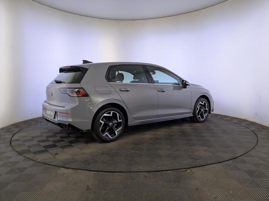 Volkswagen Golf VIII Рестайлинг Москва  - изображение 5
