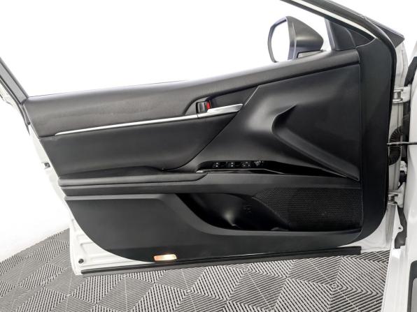 Toyota Camry VIII (XV70) с пробегом 2019 года, цена 2 500 000 рублей, 96803 км, седан, Автокод Объявления