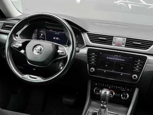 Skoda Superb III Рестайлинг с пробегом 2020 года, цена 1 937 700 рублей, 265226 км, лифтбек, Автокод Объявления