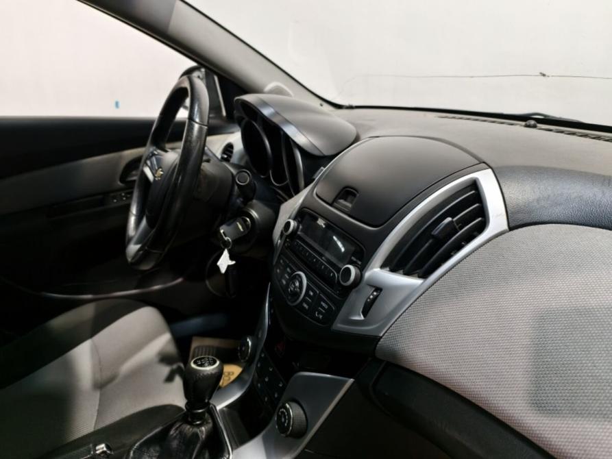 Chevrolet Cruze I Рестайлинг Курск  - изображение 7