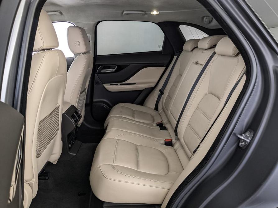 Jaguar F-Pace I Москва  - изображение 18