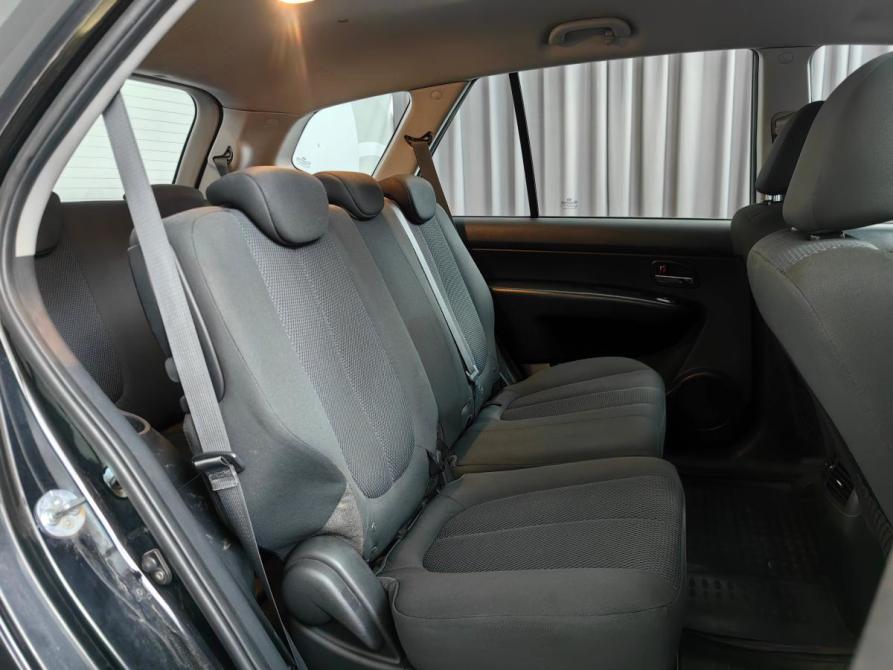 Kia Carens II (UN) Москва  - изображение 10