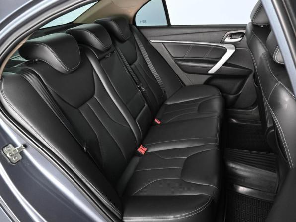 Geely Emgrand 7 I Рестайлинг с пробегом 2018 года, цена 1 060 000 рублей, 125517 км, седан, Автокод Объявления