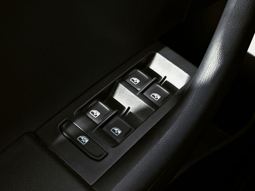 Volkswagen Polo VI Екатеринбург  - изображение 14