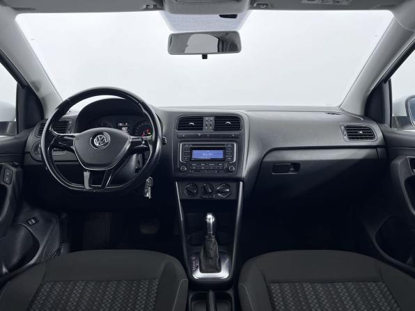 Volkswagen Polo V Рестайлинг с пробегом 2015 года, цена 965 000 рублей, 145000 км, седан, Автокод Объявления
