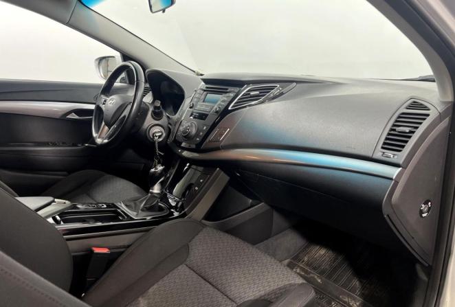 Hyundai i40 I с пробегом 2015 года, цена 1 250 000 рублей, 118222 км, седан, Автокод Объявления