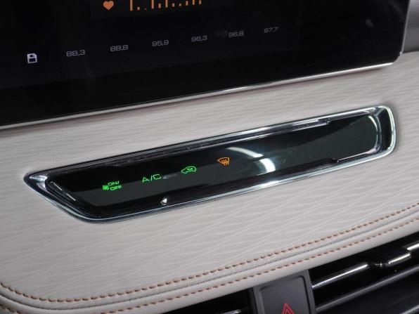 Haval Jolion I с пробегом 2023 года, цена 1 696 000 рублей, 107645 км, внедорожник, Автокод Объявления