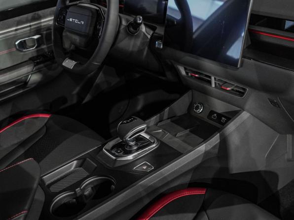 Новый JETOUR DASHING I 2026 года, цена 2 759 900 рублей, внедорожник, Автокод Объявления