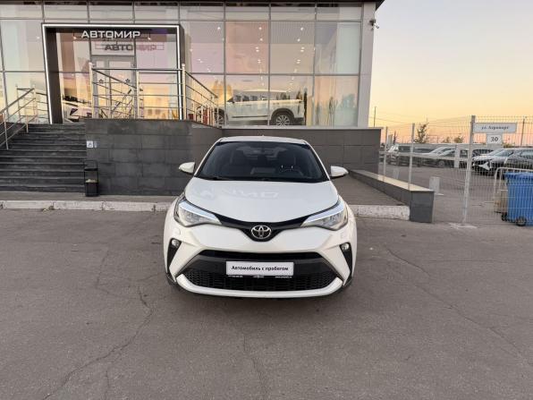 Toyota C-HR I Рестайлинг с пробегом 2019 года, цена 2 370 000 рублей, 113142 км, внедорожник, Автокод Объявления