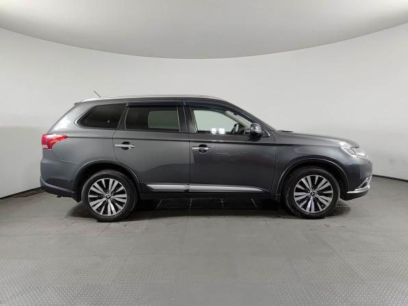 Mitsubishi Outlander III Рестайлинг 2 с пробегом 2016 года, цена 1 870 000 рублей, 169509 км, внедорожник, Автокод Объявления