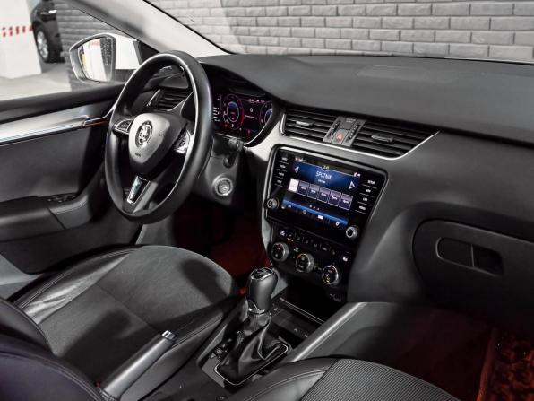 Skoda Octavia III (A7) Рестайлинг с пробегом 2019 года, цена 2 500 000 рублей, 81847 км, лифтбек, Автокод Объявления