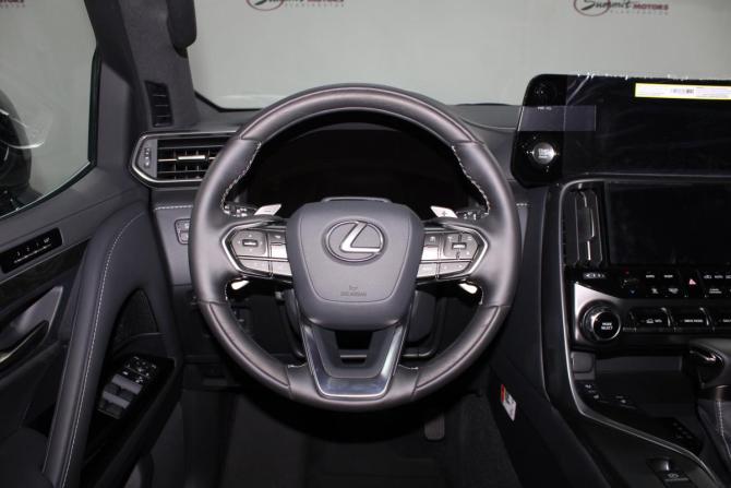 Lexus LX IV с пробегом 2026 года, цена 23 700 000 рублей, 38 км, внедорожник, Автокод Объявления