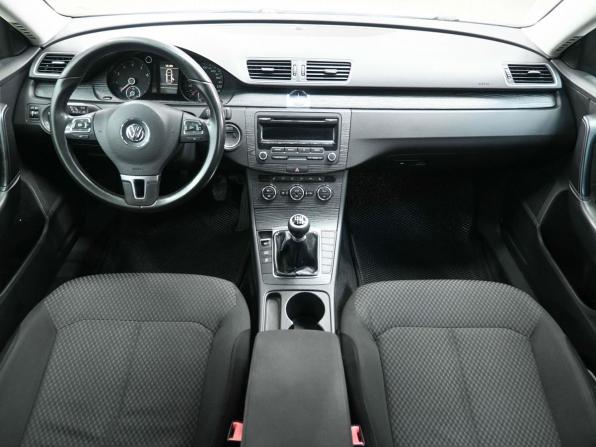 Volkswagen Passat B7 с пробегом 2012 года, цена 1 279 900 рублей, 208000 км, седан, Автокод Объявления