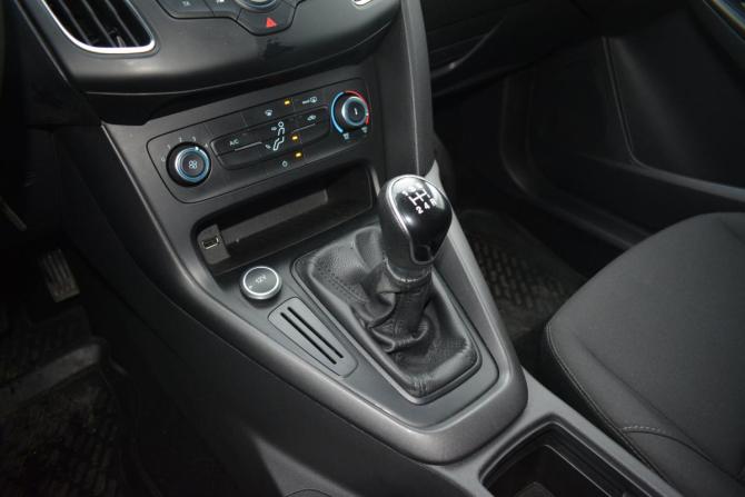 Ford Focus III Рестайлинг с пробегом 2019 года, цена 949 000 рублей, 241000 км, хэтчбек, Автокод Объявления