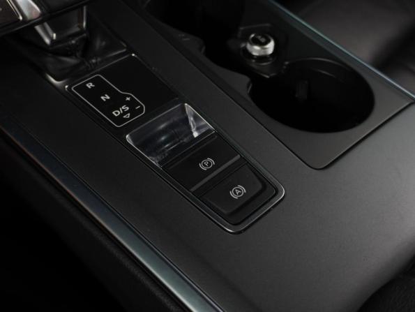 Audi A6 V (C8) с пробегом 2021 года, цена 2 999 000 рублей, 186820 км, седан, Автокод Объявления