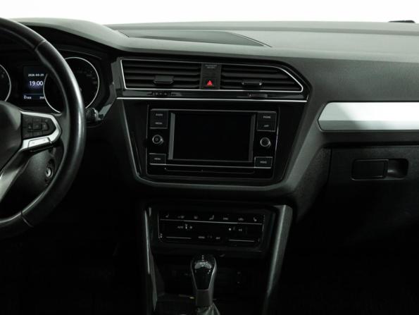 Volkswagen Tiguan II Рестайлинг с пробегом 2022 года, цена 2 999 700 рублей, 97302 км, внедорожник, Автокод Объявления