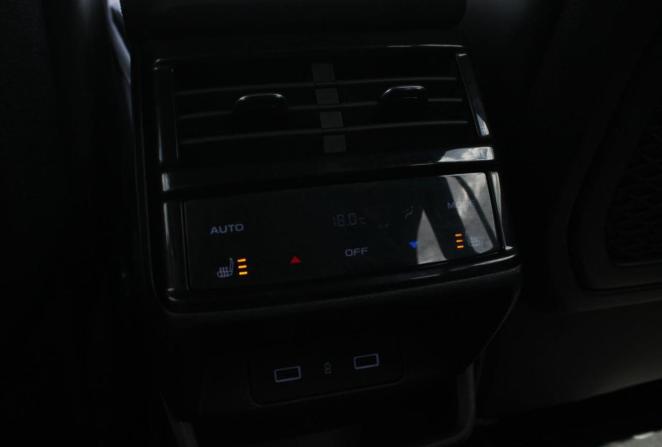 Geely Monjaro I с пробегом 2024 года, цена 3 525 000 рублей, 28748 км, внедорожник, Автокод Объявления